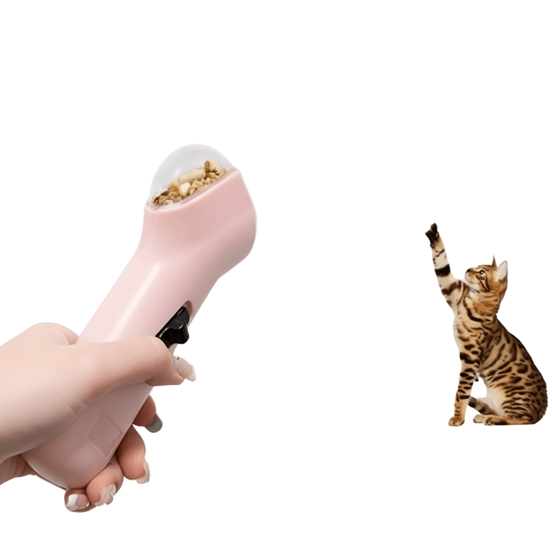 Handheld Food Catapult for Interactive Pet Play